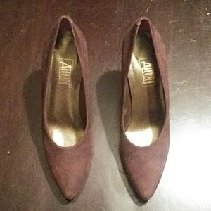 Women's shoes/heels